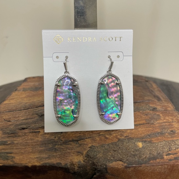 NWT Kendra Scott Elle Silver Drop Earrings in Lilac Abalone! - Picture 2 of 3